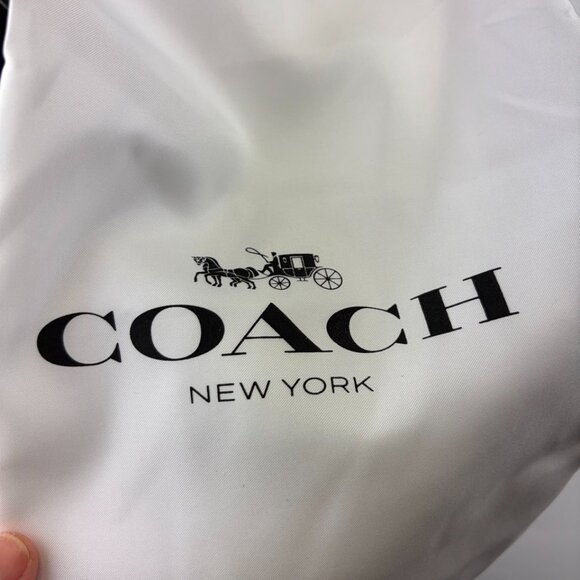 Coach CJ806 Polished Leather Carter Carryall 28 in Wine - Picture 6 of 11